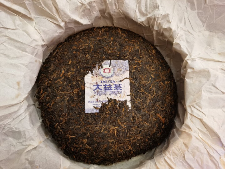 大益普洱茶 茶叶 7572标杆熟茶 357g/饼 随机批次 2010一饼装 晒单图