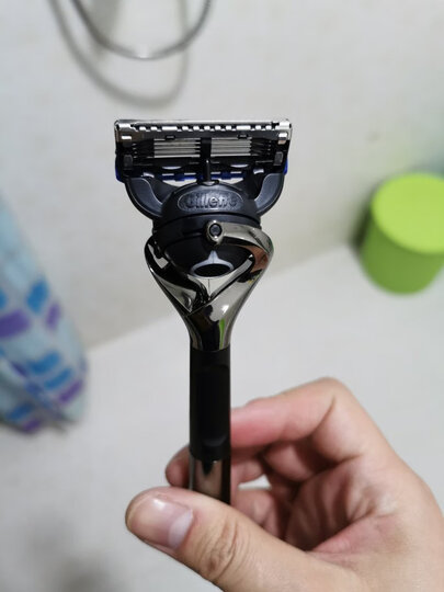 吉列(Gillette) 手动剃须刀刮胡刀刀片 吉利 5层超薄刀片 锋隐致顺(6刀头)(此商品不含刀架) 晒单图