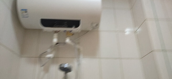 美的（Midea）速热50升电热水器 5.3倍大水量 健康洗 一级节能专利无缝内胆 智能家电F50-15WB5(Y) 晒单图