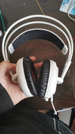 赛睿 (SteelSeries) 西伯利亚 200 白色 西伯利亚经典 单/双3.5mm自由转换 免调节设计 游戏耳机 晒单图