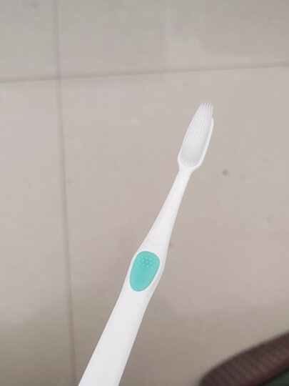 纳美（Namei）纳米抗菌软胶牙刷 呵护牙龈温和洁齿 成人 3支装家庭版 晒单图