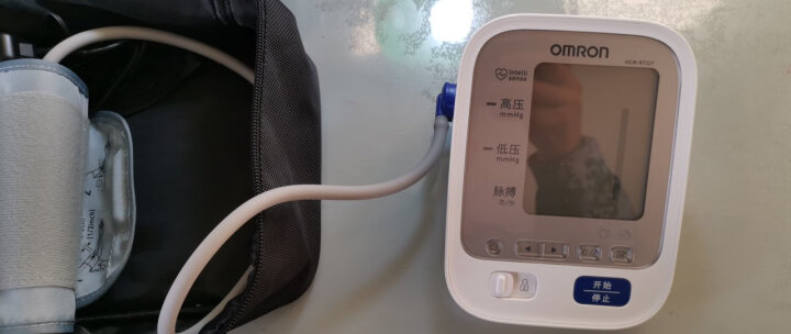 欧姆龙（OMRON）电子血压计家用上臂式 医用智能APP血压测量仪蓝牙HEM-8732T 晒单图