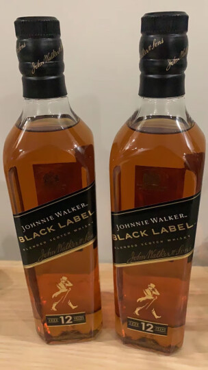 尊尼获加（Johnnie Walker）黑方 黑牌 12年 苏格兰 调和型 威士忌 洋酒 700ml 晒单图