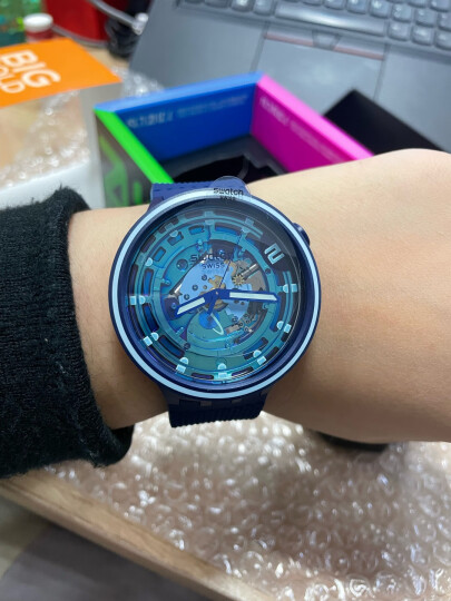 斯沃琪（Swatch）瑞士手表 原创系列  绅士蓝 双历 时尚运动男女石英表GN718 晒单图