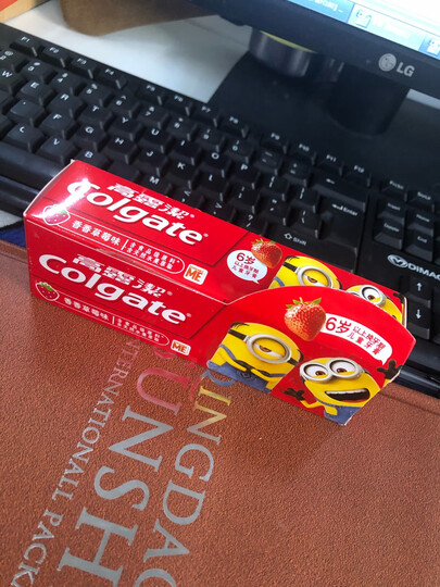 高露洁(Colgate) 妙妙刷 儿童牙刷 (2-5岁,颜色图案新老包装随机发) 晒单图