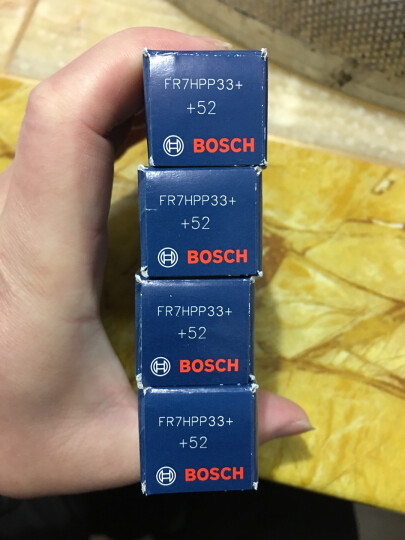 博世（BOSCH）双铂金火花塞6566四支装适用奥迪A8/大众POLO/夏朗宝来甲壳虫等 晒单图