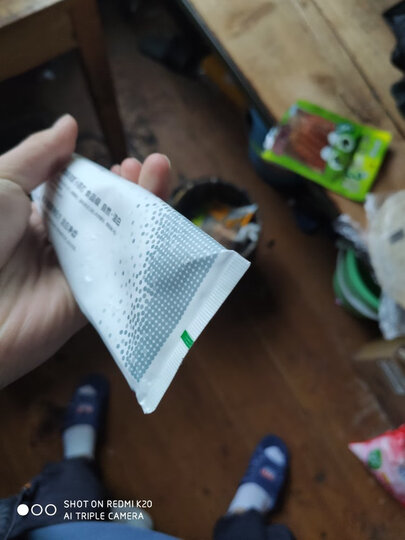 纳美 护齿健龈小苏打牙膏160g 去渍美白 清新口气 新老包装随机发货 晒单图