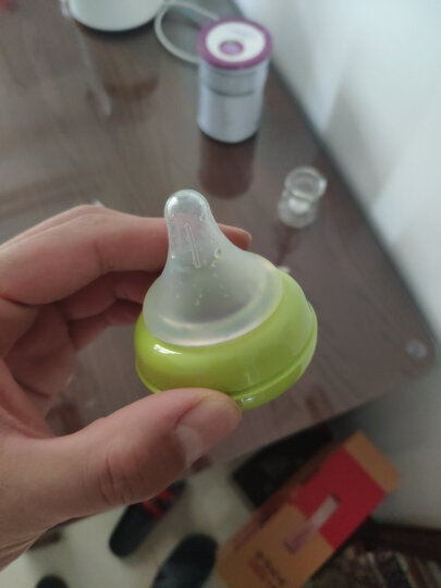 贝亲(Pigeon) 奶瓶 玻璃奶瓶 新生儿 宽口径玻璃奶瓶 婴儿奶瓶 240ml（绿色瓶盖）AA91 自然实感L码 晒单图