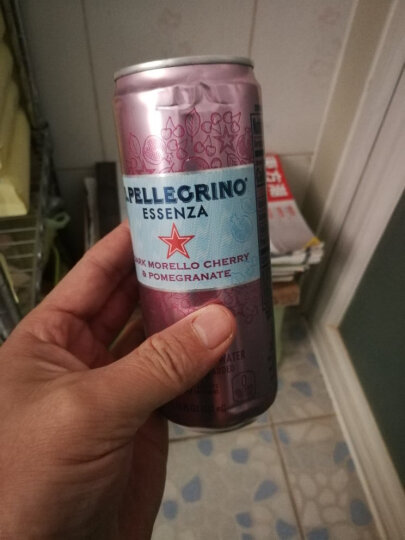 圣培露（S.Pellegrino） 意大利原装进口含气天然矿泉水 玻璃瓶装 750mlx12瓶 晒单图