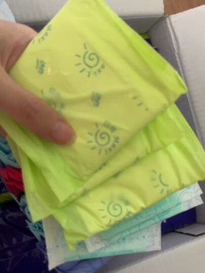洁伶（geron）卫生巾 全程护理超薄棉柔组合套装6包*23片（含香熏片） 晒单图