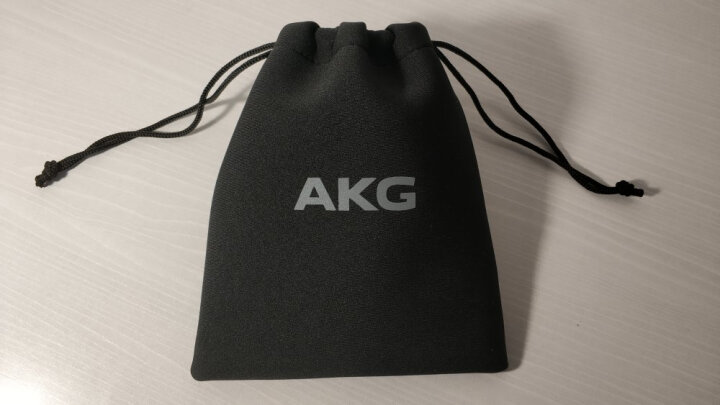 爱科技（AKG）K420LE 耳机头戴式 折叠便携式音乐耳机 通用 重低音手机耳机 浅蓝色 晒单图