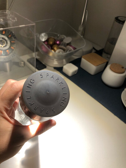 挪威原装进口芙丝(VOSS)饮用天然泉水(深层自流)330ml*24(塑料瓶)整箱装 晒单图