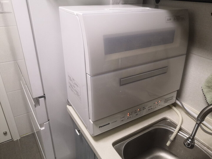 松下(Panasonic)洗碗机家用台式全自动洗涤剂 免安装 6套大空间 高温除菌烘干 洗碗粉套装 NP-TR1CECN(香槟金) 晒单图