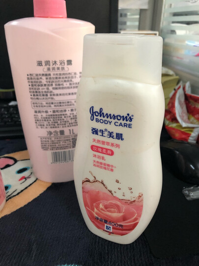 强生美肌 红石榴焕采沐浴乳400g(持久留香更滋润 馥郁果香氛 沐浴露 沐浴液) 晒单图