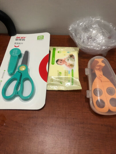 爱得利（IVORY）辅食剪婴儿宝宝食物剪刀研磨辅食工具器 绿色+收纳盒+辅食剪（吃辅食套餐） 晒单图