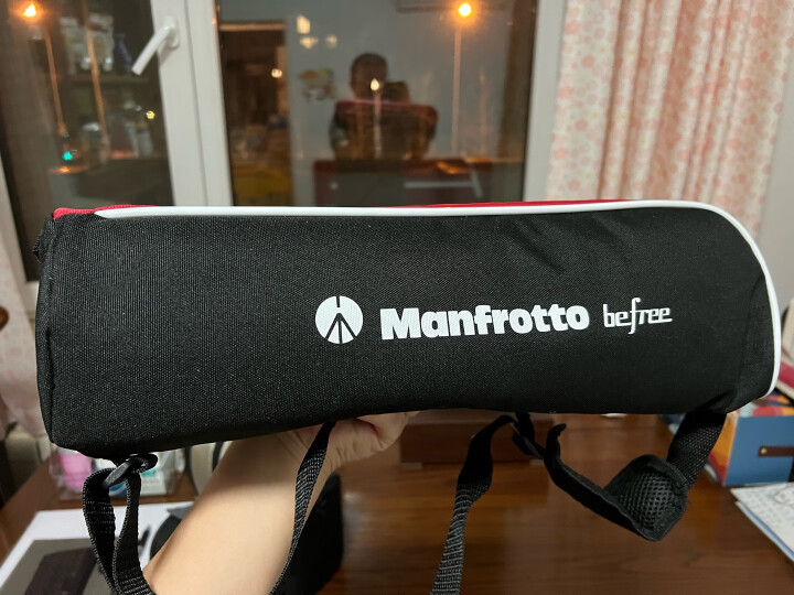 曼富图（Manfrotto）Befree 铝合金四节旋锁三脚架液压云台套装单反 承重4kg MVKBFRT-LIVE （含Befree Live液压云台） 晒单图