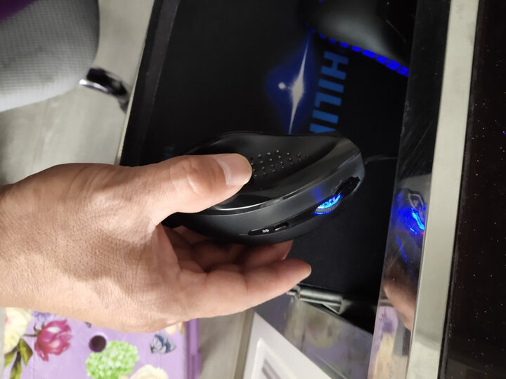 双飞燕(A4TECH) N-810FX 鼠标 有线鼠标 办公鼠标 便携鼠标 右手鼠标 DPI可调 绅士哑黑 自营 晒单图