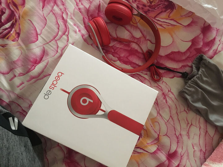 beatsEP:头一次用这个牌子在苹果店的时候试