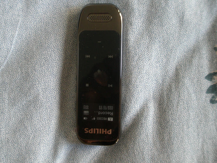 飞利浦(PHILIPS) VTR8000 8GB 执法取证 录音笔 集成摄像头 录像摄像 晒单图