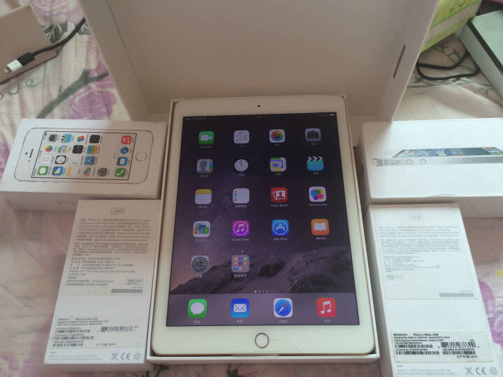 Apple iPad Air 2 平板电脑 9.7英寸（32G WLAN版/A8X 芯片/Retina显示屏/Touch ID技术 MNV72CH）金色 晒单图