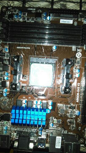 微星(MSI)A88XM-E45 V2主板 (AMD A88X\/So