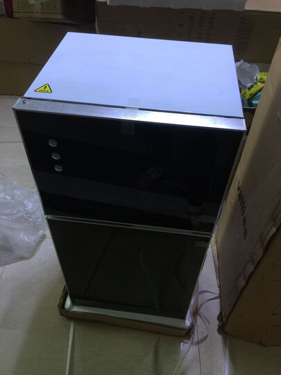 华帝(VATTI):德邦物流师傅就送到小区门口,没