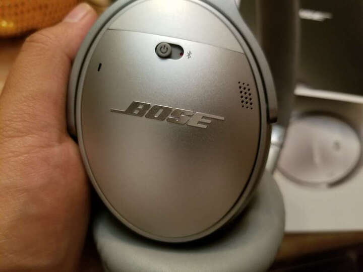 BoseQC35:耳机不错,就是里面说明书根本没有