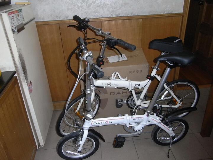 大行(DAHON) 折叠自行车14寸超轻铝合金成人学生便携代驾单车BYA412 黑色 晒单图