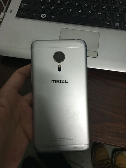 京东金融:给手机买的,屏幕太大,买个保险放心