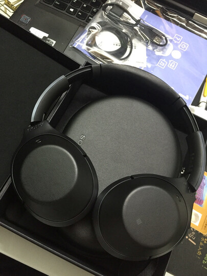 索尼WH-1000XM2:说实话本来打算双十一花二