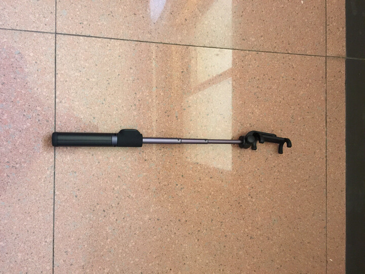 小米小米(MI)小米支架式自拍杆 黑色:质感、手