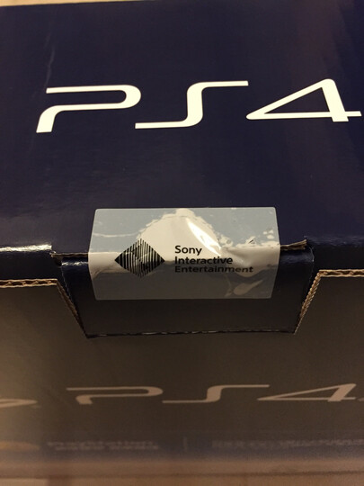 索尼【PS4 Pro 国行主机】PlayStation 4 Pro 电