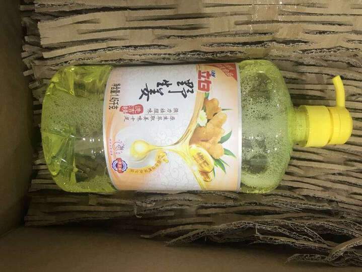 立白洗洁精:有了京东超市也少去啦,在家里轻轻