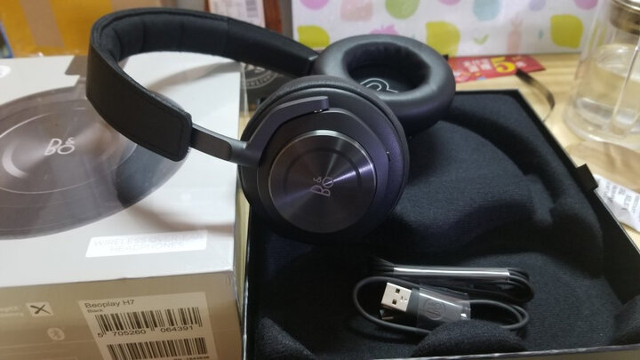 B&O PLAY beoplay H7 无线蓝牙头戴式包耳手机耳机游戏耳机 触控操作 bo耳机 黑色 晒单图