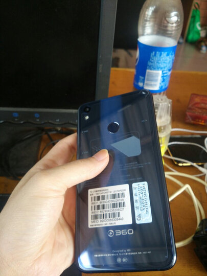 360N5S:不黑不吹,手机只要亮屏就发热,耗电,半