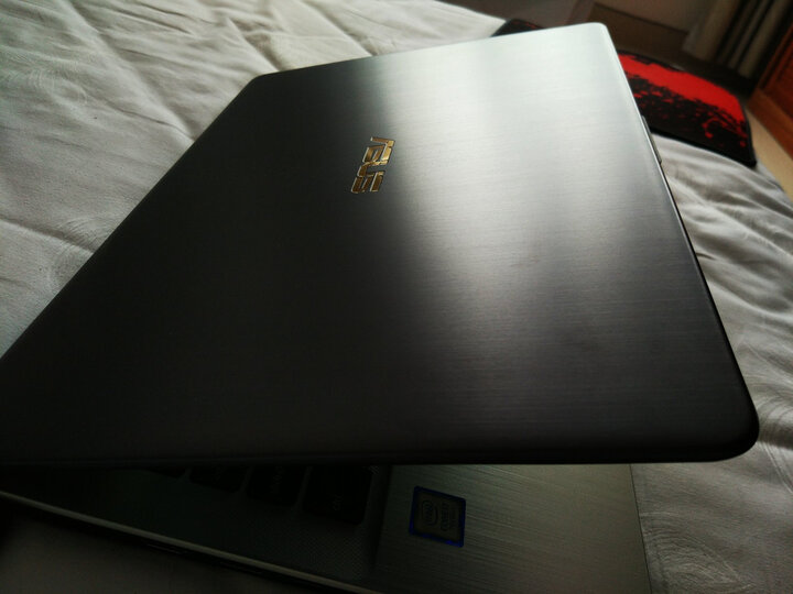华硕(ASUS) 灵耀S 14英寸超窄边框超轻薄笔记本电脑(i7-7500U 8G 256GSSD FHD IPS)金属蓝灰(S4000) 晒单图