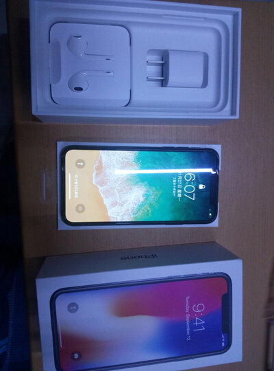 【分期用】Apple iPhone X (A1865) 256GB 银色 移动联通电信4G手机 晒单图