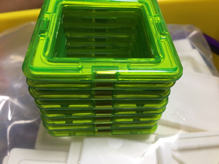 铭塔磁力建构片:首先说下京东的服务真的是美