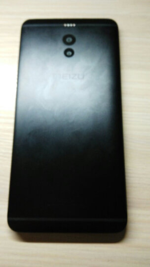 魅族 魅蓝 Note6:很不错,指纹解锁很灵敏,做工