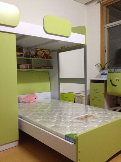 优漫佳:当时在一个实体店看到了很是动心,后来