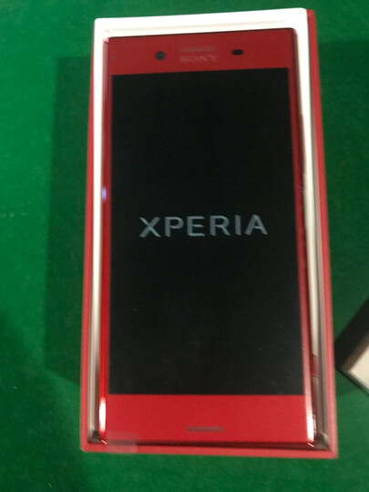 索尼G8142:第一次用索尼手机,虽然评论、评测