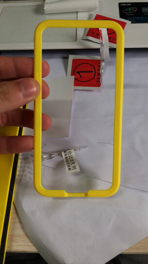 ESK苹果iPhone7 Plus钢化膜:贴后有白边,不知