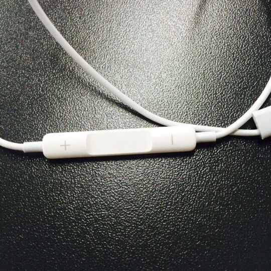 玛丝玛蔻 线控手机耳机带麦克 适用苹果iPhone