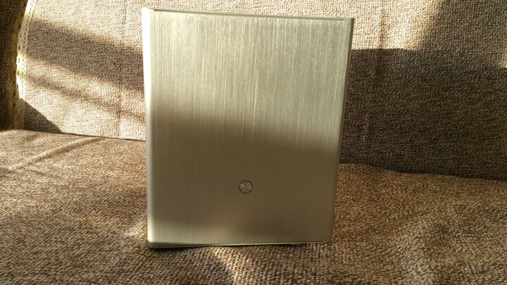 乔思伯(JONSBO)V4 银色 MINI-MATX机箱(支持MATX主板/全铝机箱/ATX电源/120MM高内散热器/260MM长内显卡) 晒单图
