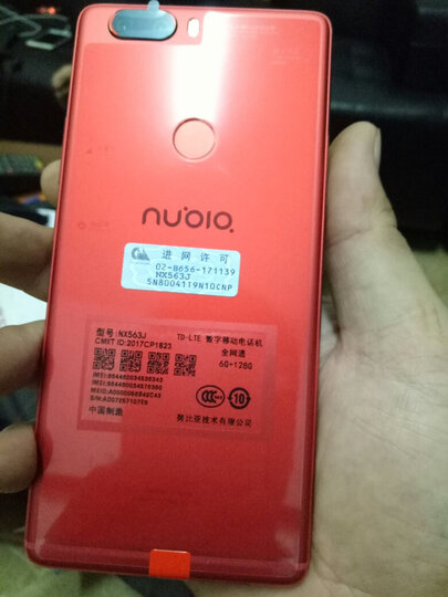 努比亚Z17:完美,没翻车,全新一手外观无瑕疵,