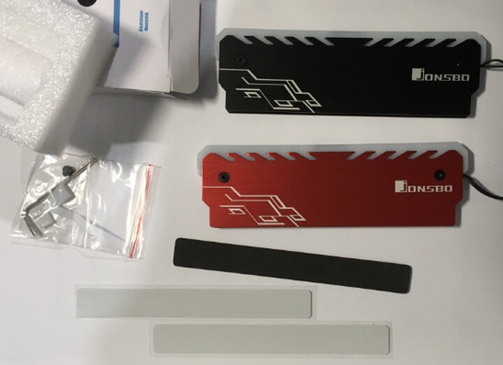乔思伯(JONSBO)NC-1 内存发光马甲/内存条散热片(七彩流光效果/全铝外壳/兼容高低内存) 白色 晒单图