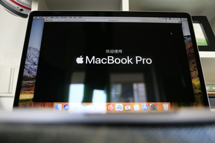 Apple MacBook Pro 13.3英寸笔记本电脑 深空灰色(2017款Core i5处理器/8GB内存/256GB硬盘 MPXT2CH/A) 晒单图