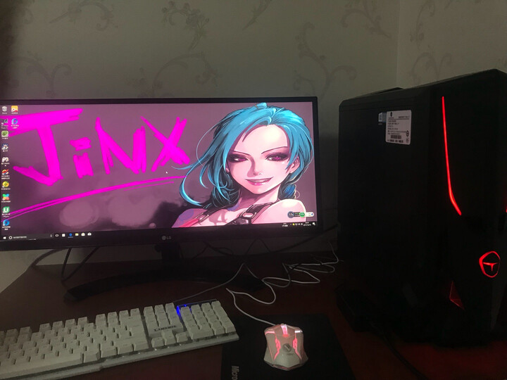 雷神(ThundeRobot)911黑武士A77吃鸡游戏台式电脑整机(i7-8700 16G GTX1070 8G 1T+256G)144Hz 27英寸 晒单图