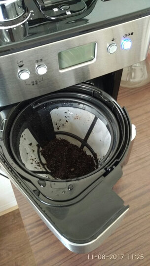 飞利浦(PHILIPS)咖啡机 家用全自动现磨一体带咖啡豆研磨功能 HD7751/00 晒单图