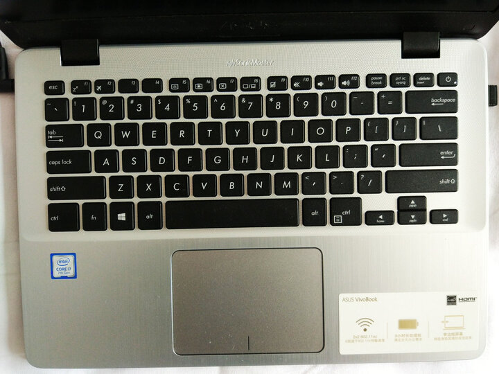 华硕(ASUS) 灵耀S 14英寸超窄边框超轻薄笔记本电脑(i7-7500U 8G 256GSSD FHD IPS)金属蓝灰(S4000) 晒单图